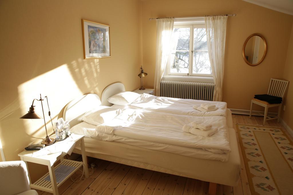Kaggeholms Slott Bed and Breakfast Ekerö Εξωτερικό φωτογραφία